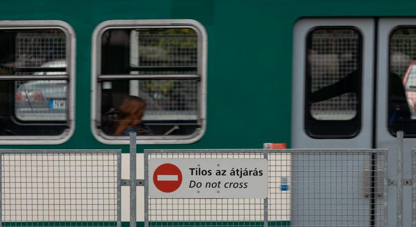Lázár János tárcája szerint nem állt le a szentendrei és a ráckevei HÉV fejlesztése