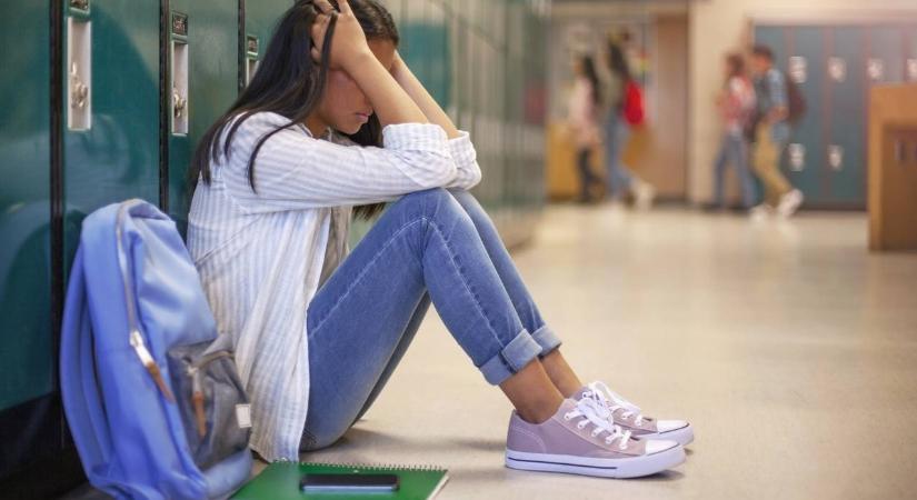 Egyre több gyerek nem bírja az iskolát – ezért hagyják ott a rendszert