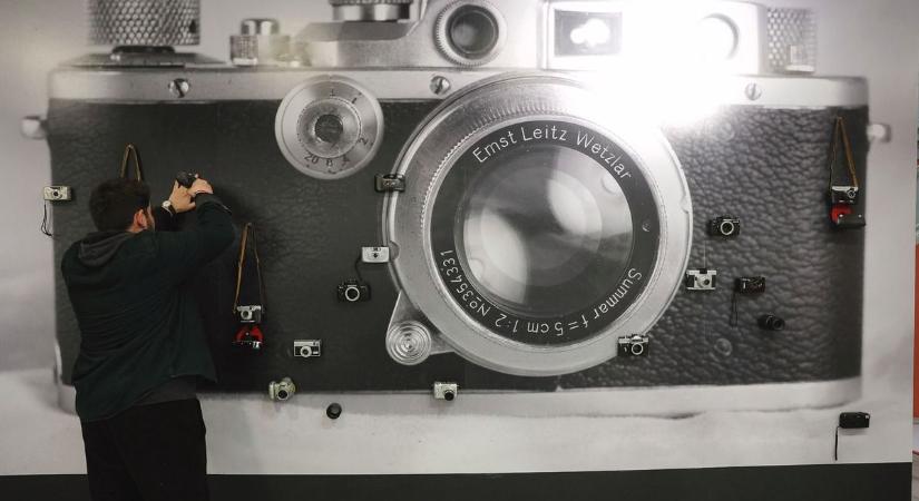 Eger lett a fotográfia fővárosa: három magyar legenda egy kiállításon – exkluzív képek a megnyitó előtti készülődésről