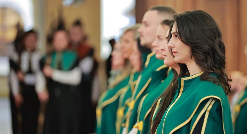 Új doktorokat avattak a Debreceni Egyetemen – fotókkal