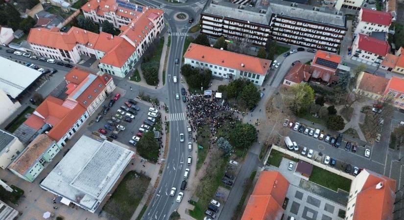 Ágh Péter: Egyre kisebb térre szorult Celldömölkön a Tisza