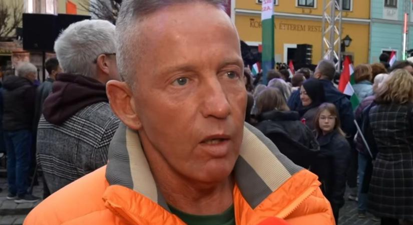 Orbán Viktor országjárásának szentendrei állomásán Tóth Gabi és Schobert Norbert is feltűnt