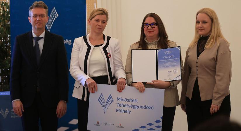 A dunaújvárosi iskola olyan címet nyert el, ami az országban keveseknek van