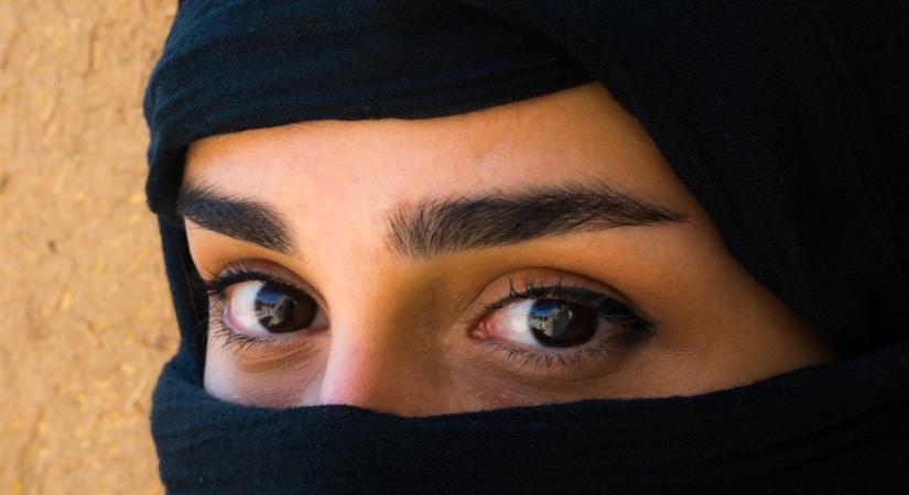 Egy rémálomban ünnepli Irán a perzsa újévet: rettegés a bombázásoktól – és remény a megújulásra