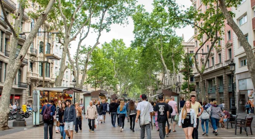 Megnéztük, az új szavazóhelyek kijelölésével tényleg kiszúrtak-e a külföldön szavazó magyarokkal