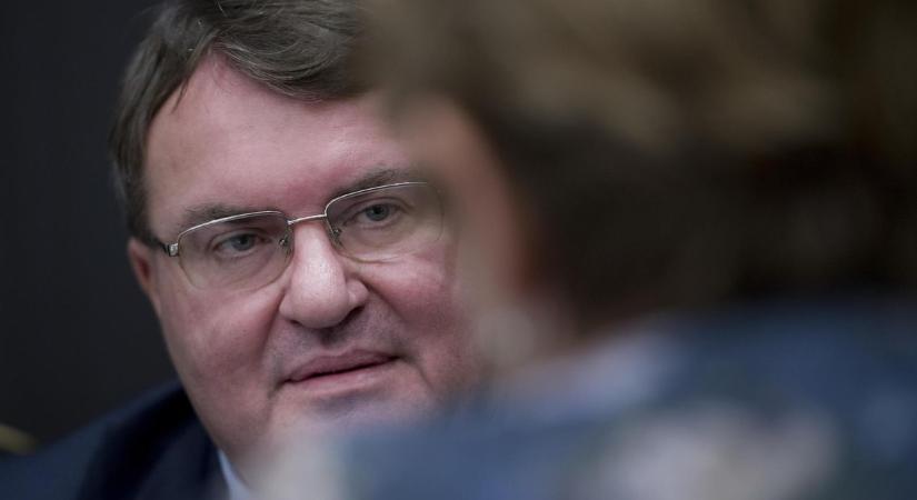 Lekerült az amerikai szankciós listáról Laszlóczki Imre, a Nemzetközi Beruházási Bank volt alelnöke