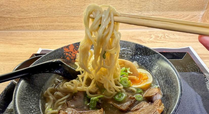 Megkóstoltuk Szeged új kedvencét, tényleg ennyire jó a rámen?