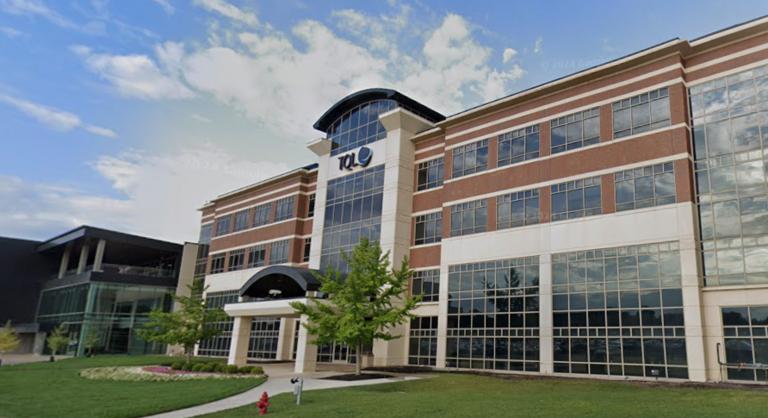 Nem engedték otthonról dolgozni, ezért meghalt a kisbabája, most milliós kártérítést fizet a cég az anyának