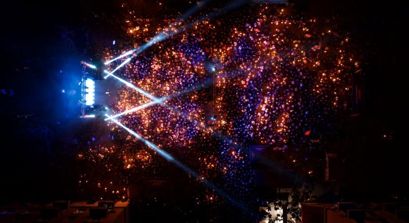 Orbán Viktor országjárása óriási siker, mindenhol hatalmas tömeg fogadja (KÉPEK)