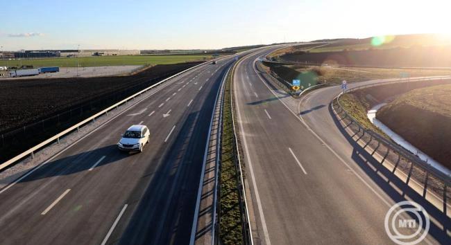 A várakozásokat meghaladóan bővült a közép-kelet-európai régió autópiaca 2025-ban