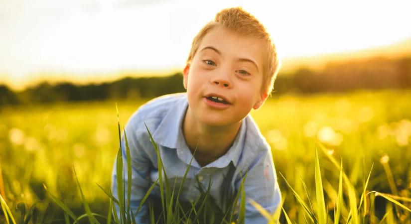 Down-szindróma világnapja – Ezért húzzunk felemás zoknit ezen a napon