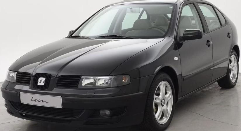 26 éves, mégis szinte vadiúj V5-ös Seat Leon vár új gazdára