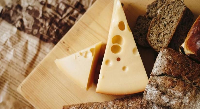 Halálos baktérium? Nyers tejből készített sajt okozott pánikot, többen kórházba kerültek