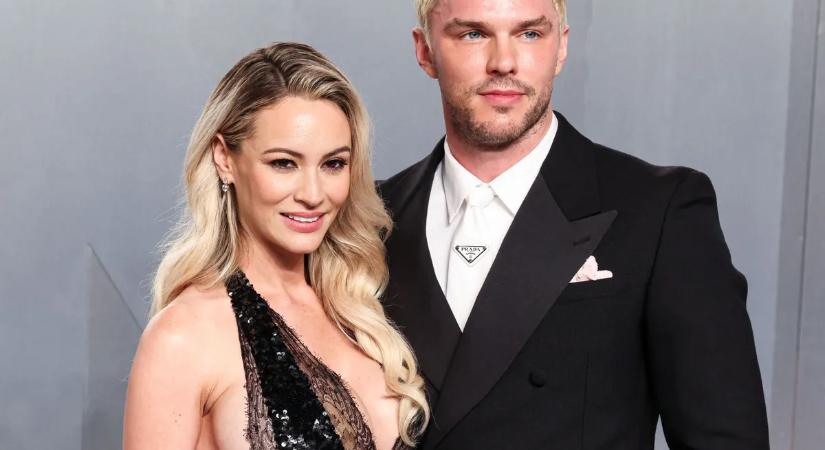 "Ez egy szoptató anya teste" - hatalmas mellei miatt támadták be a világsztár feleségét