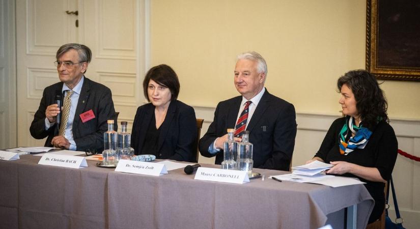 Semjén Zsolt: A migrációnak nevezett iszlám invázió Európa civilizációs öngyilkossága! (videó)