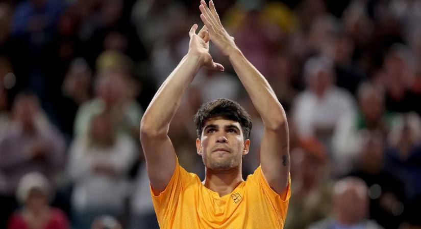 Alcaraz két szettben legyőzte a Marozsánt búcsúztató Fonsecát Miamiban