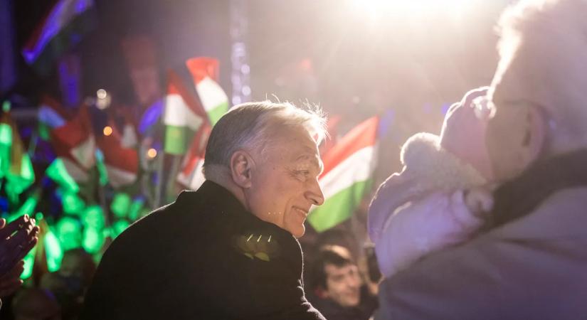 Orbán Viktor: A csehországi terrortámadás óvatosságra int