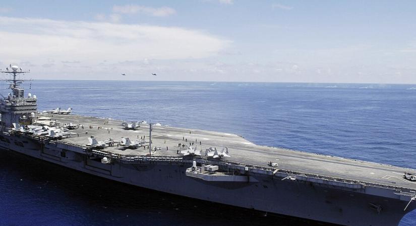 Kínai szuperszonikus rakétákkal támadtak egy amerikai repülőgép-hordozóra