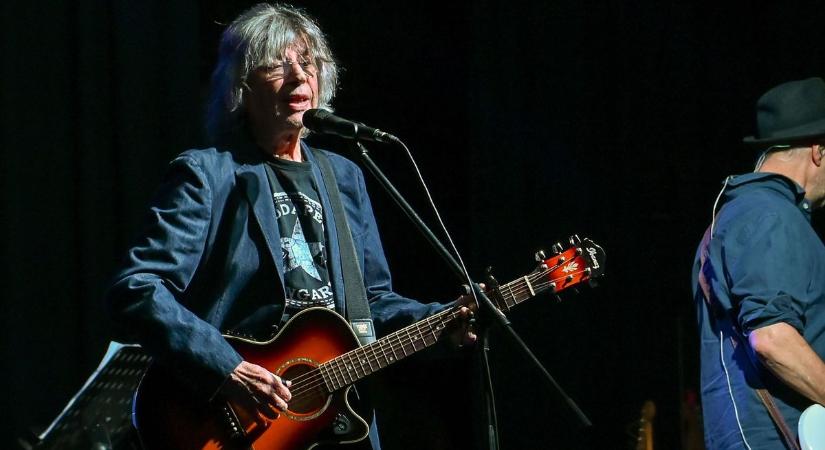 Szombathelyen adott koncertet a 80. születésnapját ünneplő Bródy János