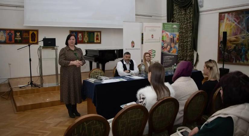 Óvodapedagógusok konferenciája a KMPSZ szervezésében - Képernyőkön innen, meséken túl – útkeresés az óvodai nevelésben