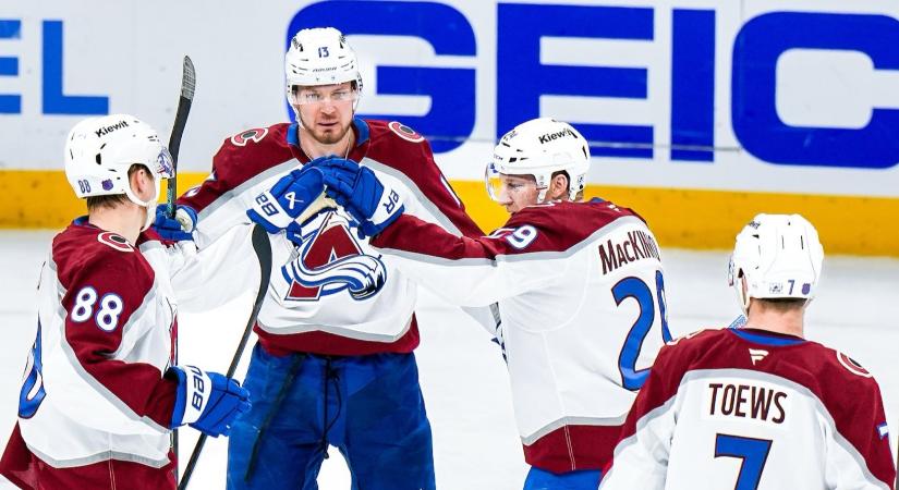 Elsőként a Colorado jutott be a rájátszásba