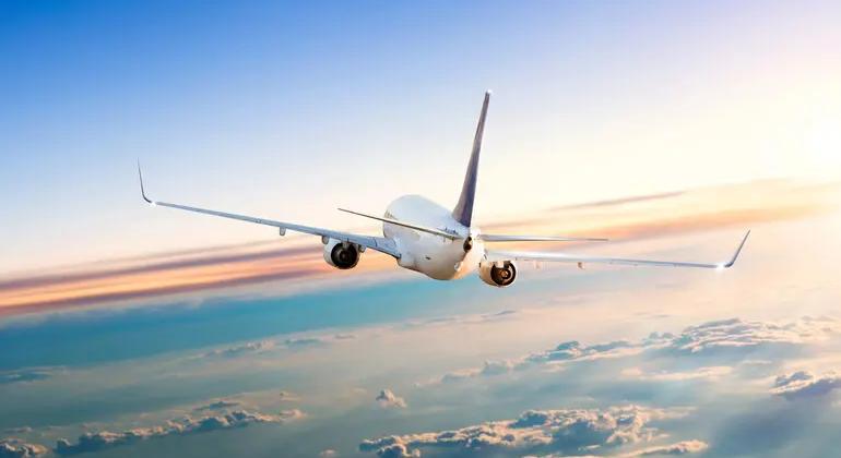 A globális légiközlekedés a deficit szélén, a vállalatok korlátozhatják a járatokat világszerte